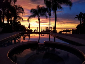 Luxury Gulf Front, No Storm Damage, Specials for Nov and Dec of 2024